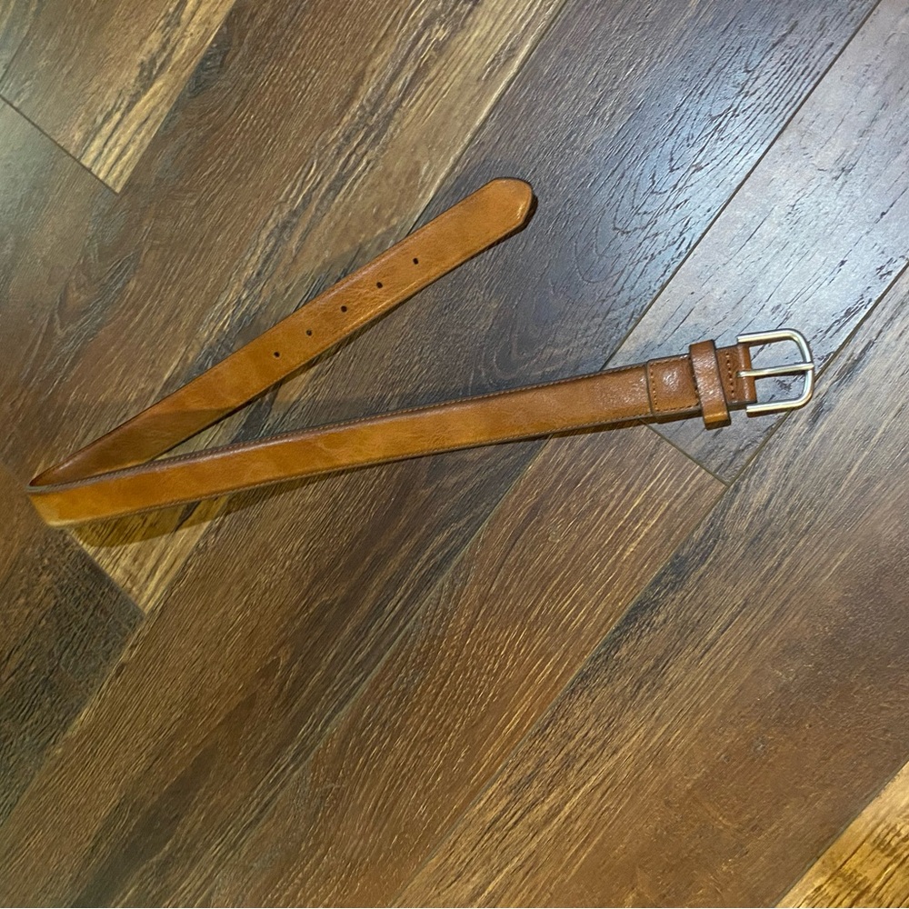 Women’s Tan Leather Belt